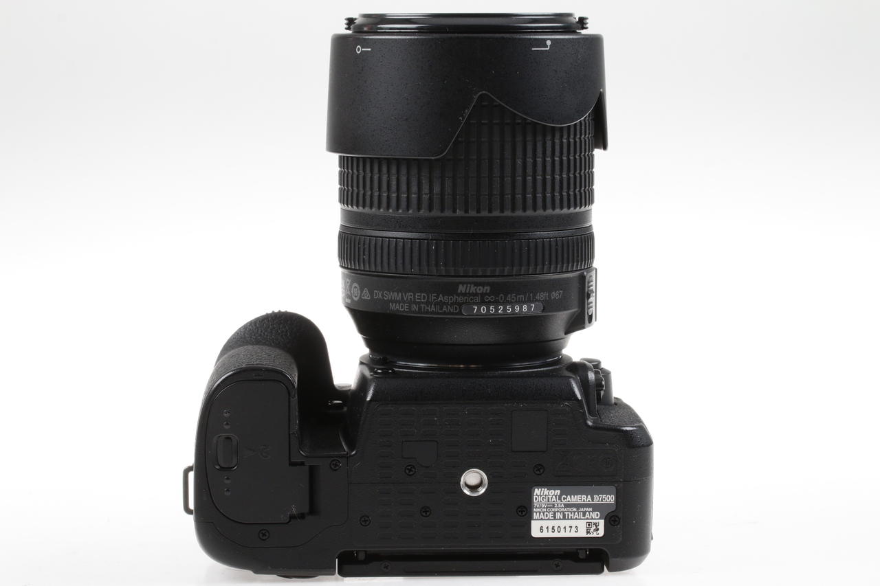 Nikon D7500 mit AF-S 18-140mm f/3,5-5,6 VR G ED - #6150173