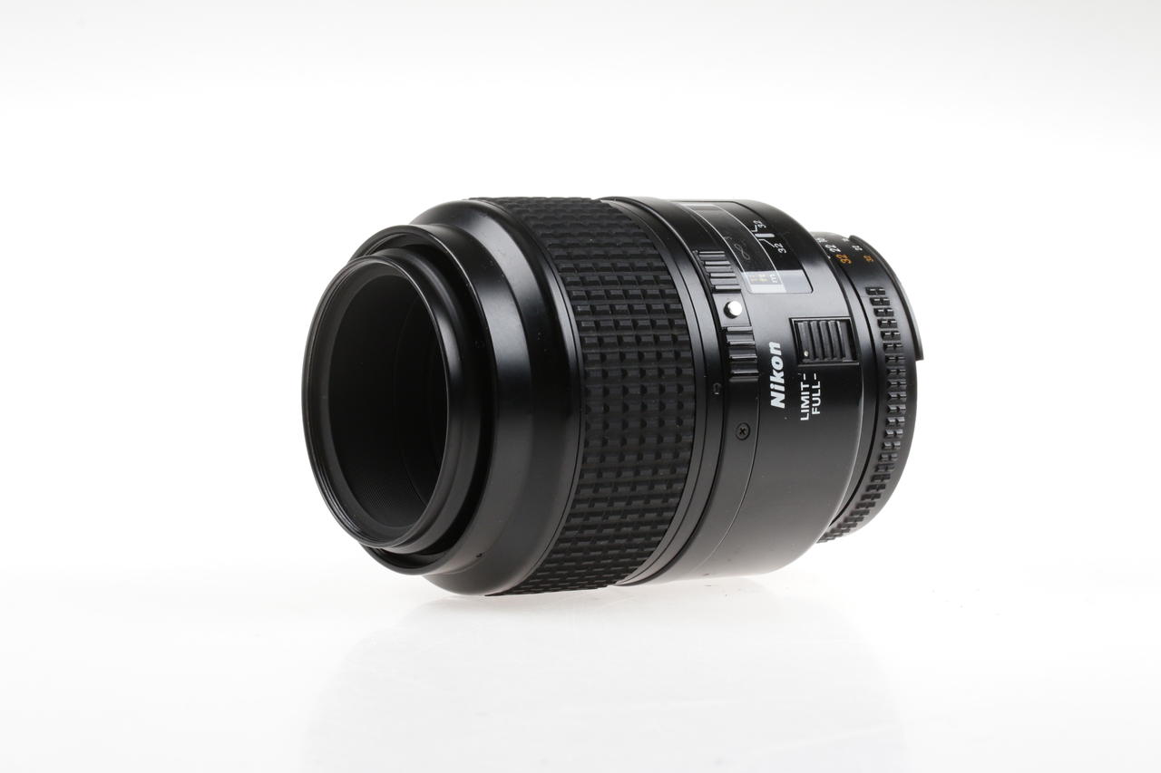 Nikon AF Micro Nikkor 105mm f/2,8 D - #3305216