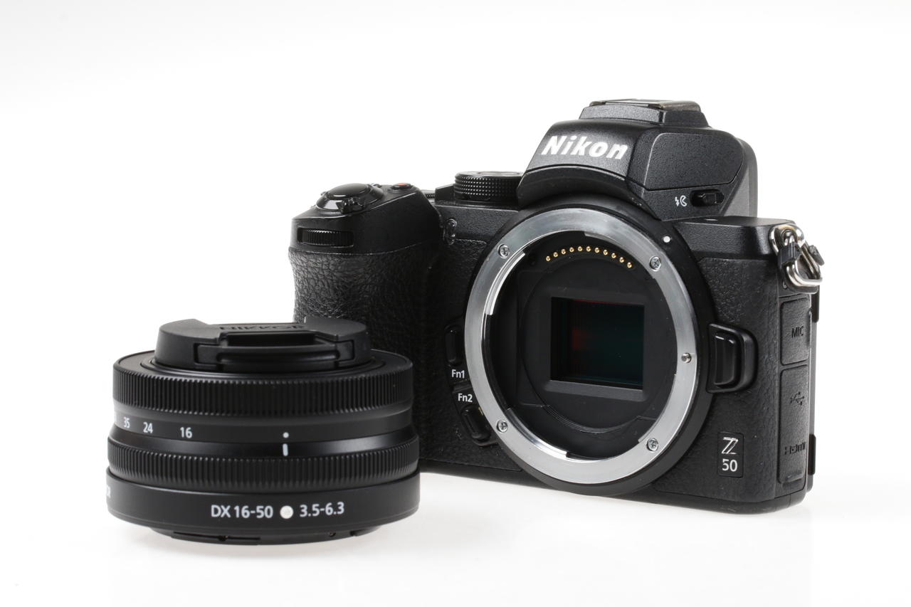 Nikon Z 50 mit DX 16-50mm f/3,5-6,3 VR - #6013431