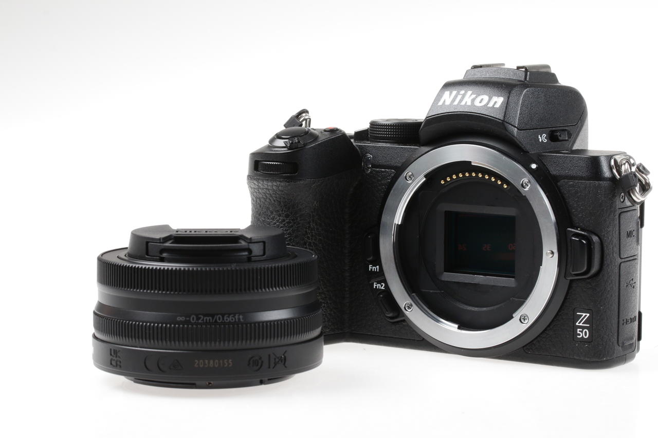 Nikon Z 50 mit DX 16-50mm f/3,5-6,3 VR - #6086076