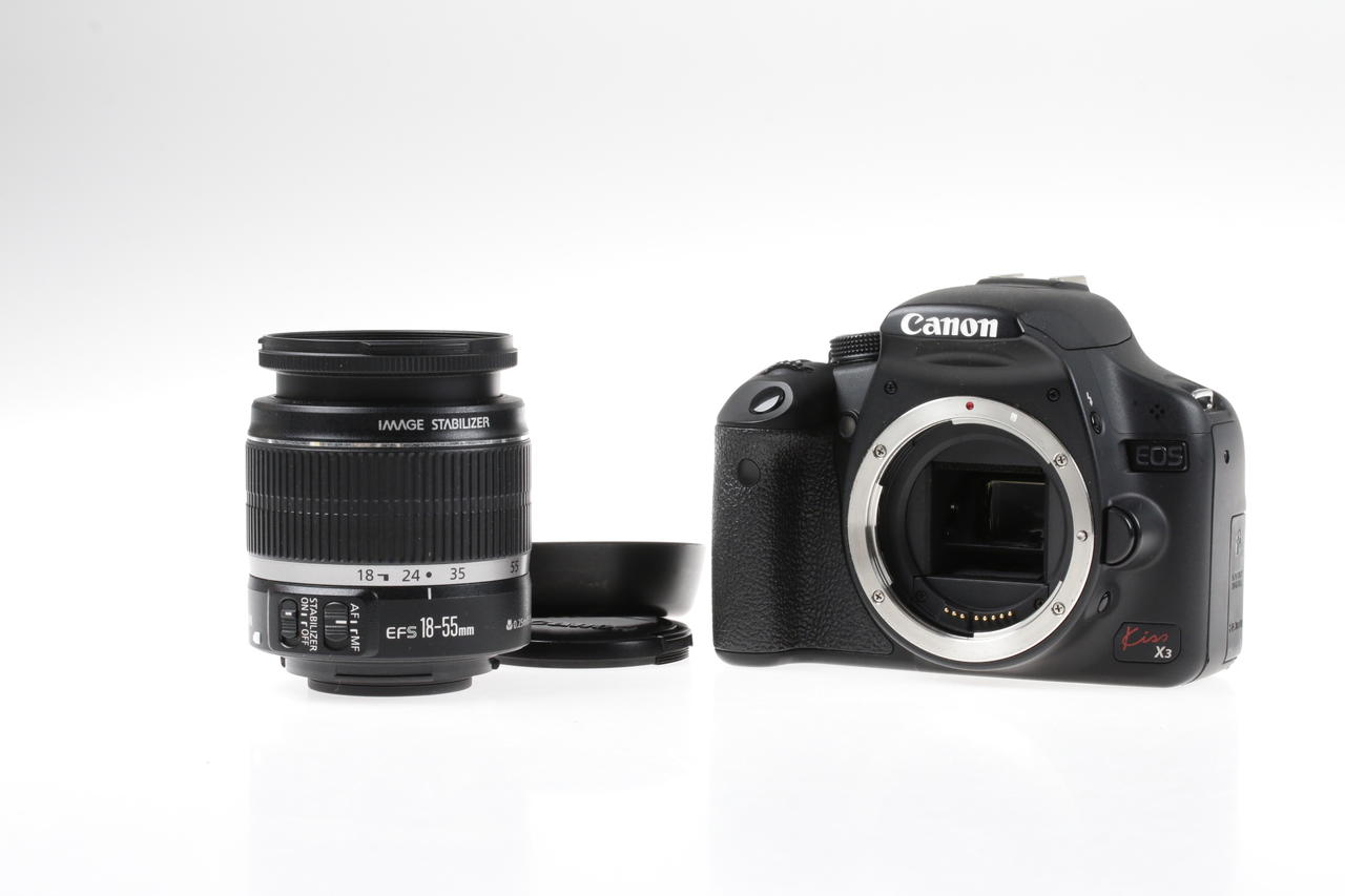 Canon EOS 500D (Kiss X3) mit EF-S 18-55mm f/3,5-5,6 IS - #0860231055