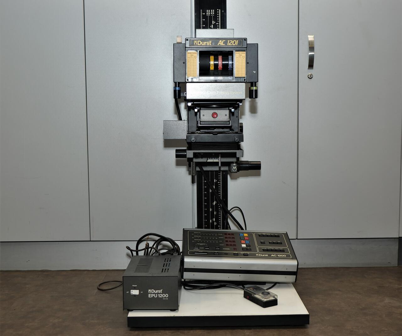 Durst Laborator 1200 mit AC 1201 Farbmischkopf - Vergrößerer bis 4x5