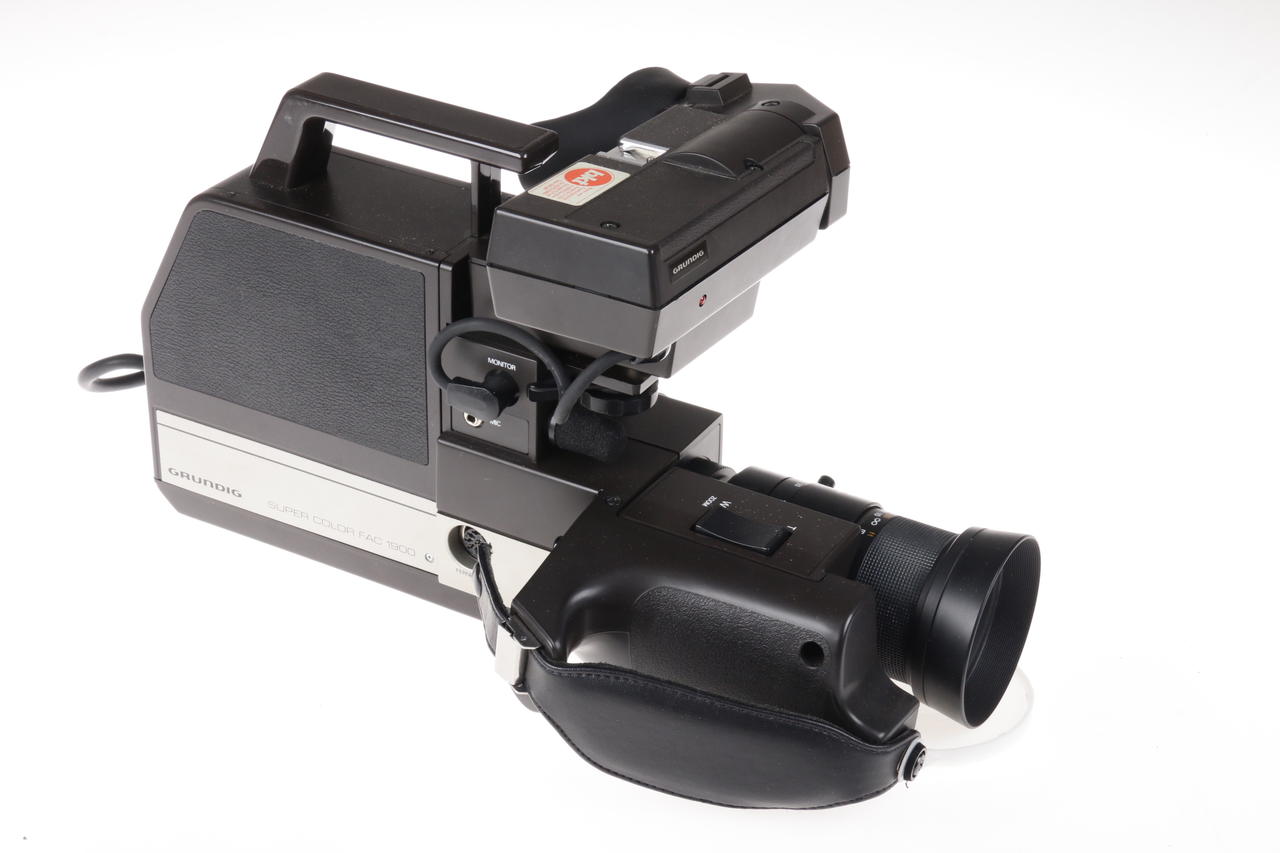 Grundig Supercolor FAC 1900 Videokamera - Image 3