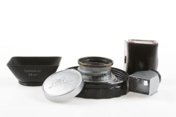 Leica Summaron 2,8cm f/5,6 red scale Outfit mit SOOBK