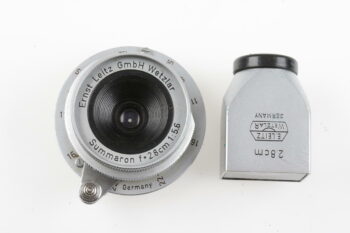 Leica Summaron 2,8cm f/5,6 red scale Outfit mit SOOBK