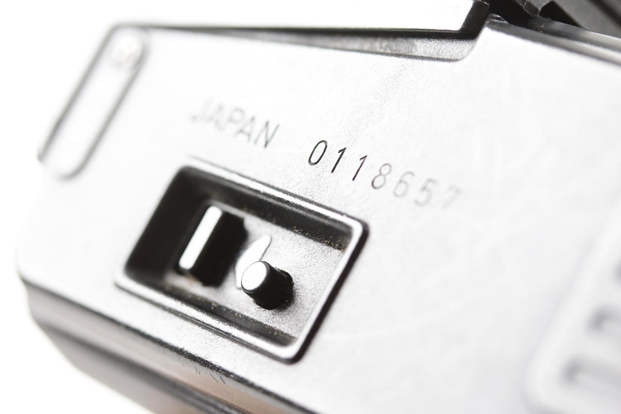 Yashica 230 AF mit AF 35-70mm f/3,3-4,5 und AF 70-210mm f/4,0-5,6 - #0118657