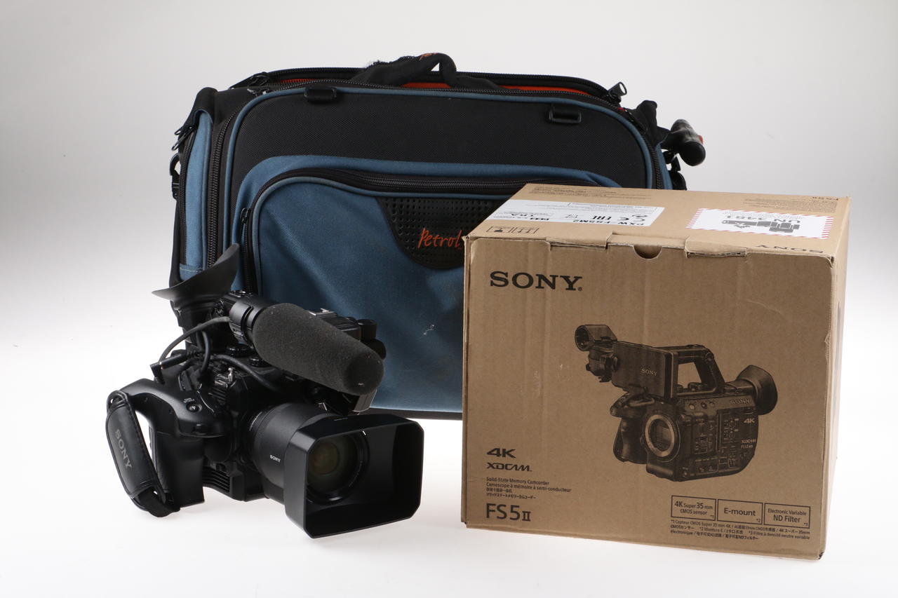 Sony PXW-FS5 XDCAM 4K mit 18-200mm f/3,5-6,3 OSS - #4002607