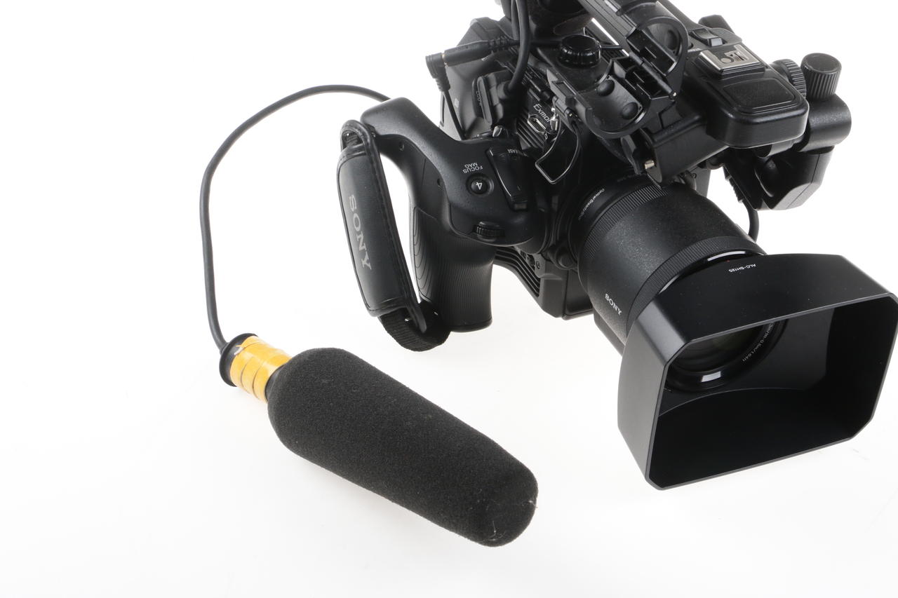 Sony PXW-FS5 XDCAM 4K mit 18-200mm f/3,5-6,3 OSS - #4002607