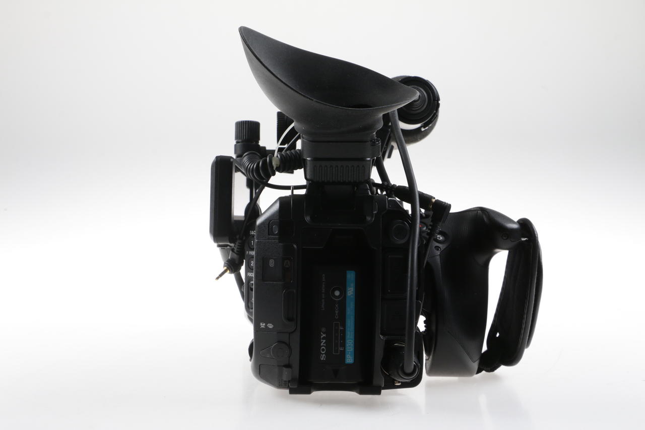 Sony PXW-FS5 XDCAM 4K mit 18-200mm f/3,5-6,3 OSS - #4002607