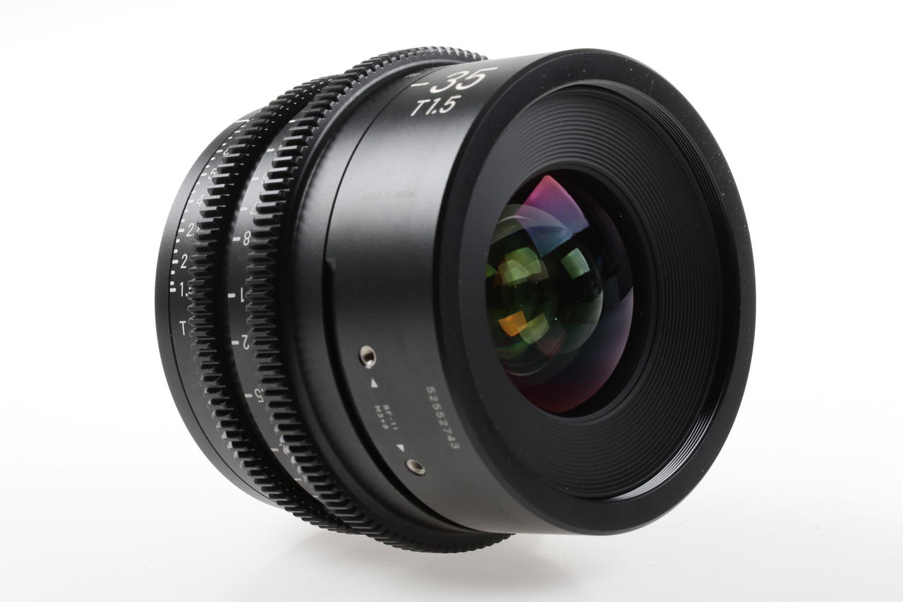 Sigma Cine 35mm T1,5 FF / EF metric - FF High Speed Prime Line - #52552743 - Image 5