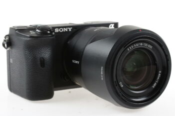Sony Alpha 6600 mit 18-135mm f/5,0-6,5 OSS - #4181799