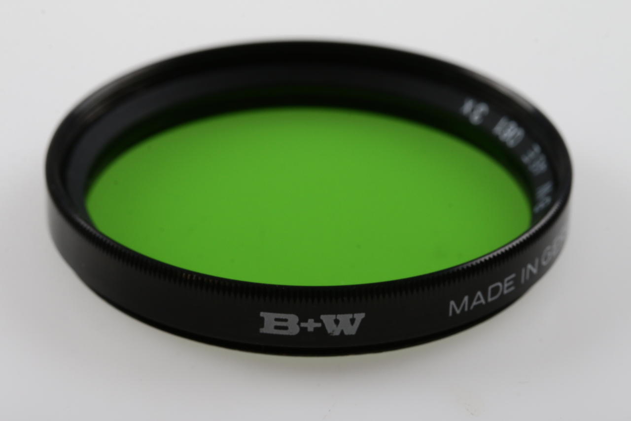 B+W Gelbgrünfilter 2x 46mm