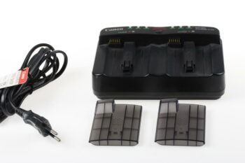 Canon Ladegerät / Battery Charger LC-E4