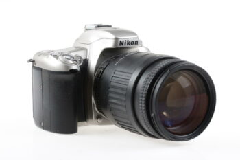Nikon F75 mit Sigma AF 28-200mm f/3,8-5,6 G - #2097290