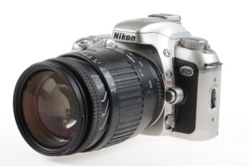 Nikon F75 mit Sigma AF 28-200mm f/3,8-5,6 G - #2097290