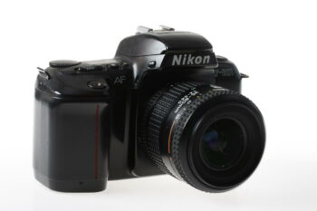 Nikon F-601 mit AF 35-80mm f/4,0-5,6 D - #2372937