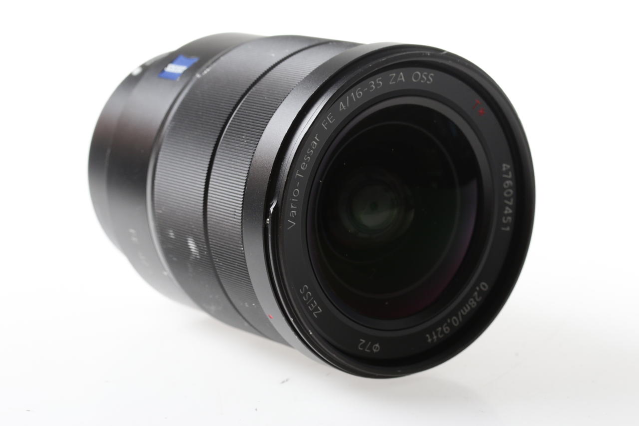 Sony Vario-Tessar T* FE 16-35mm f/4,0 ZA OSS - #1948390