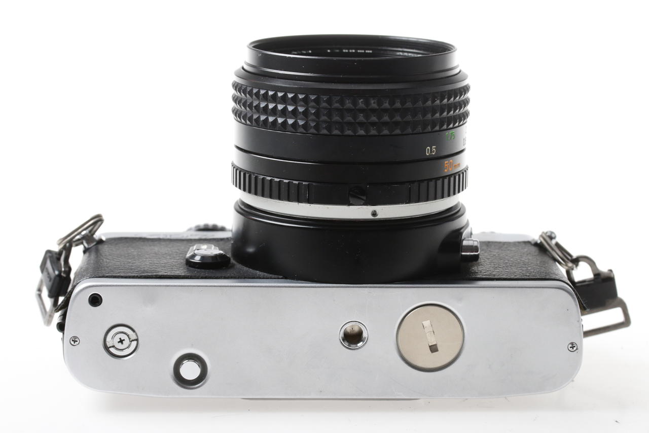 Minolta XD-7 mit MD Rokkor 50mm f/1,7 - #2036680