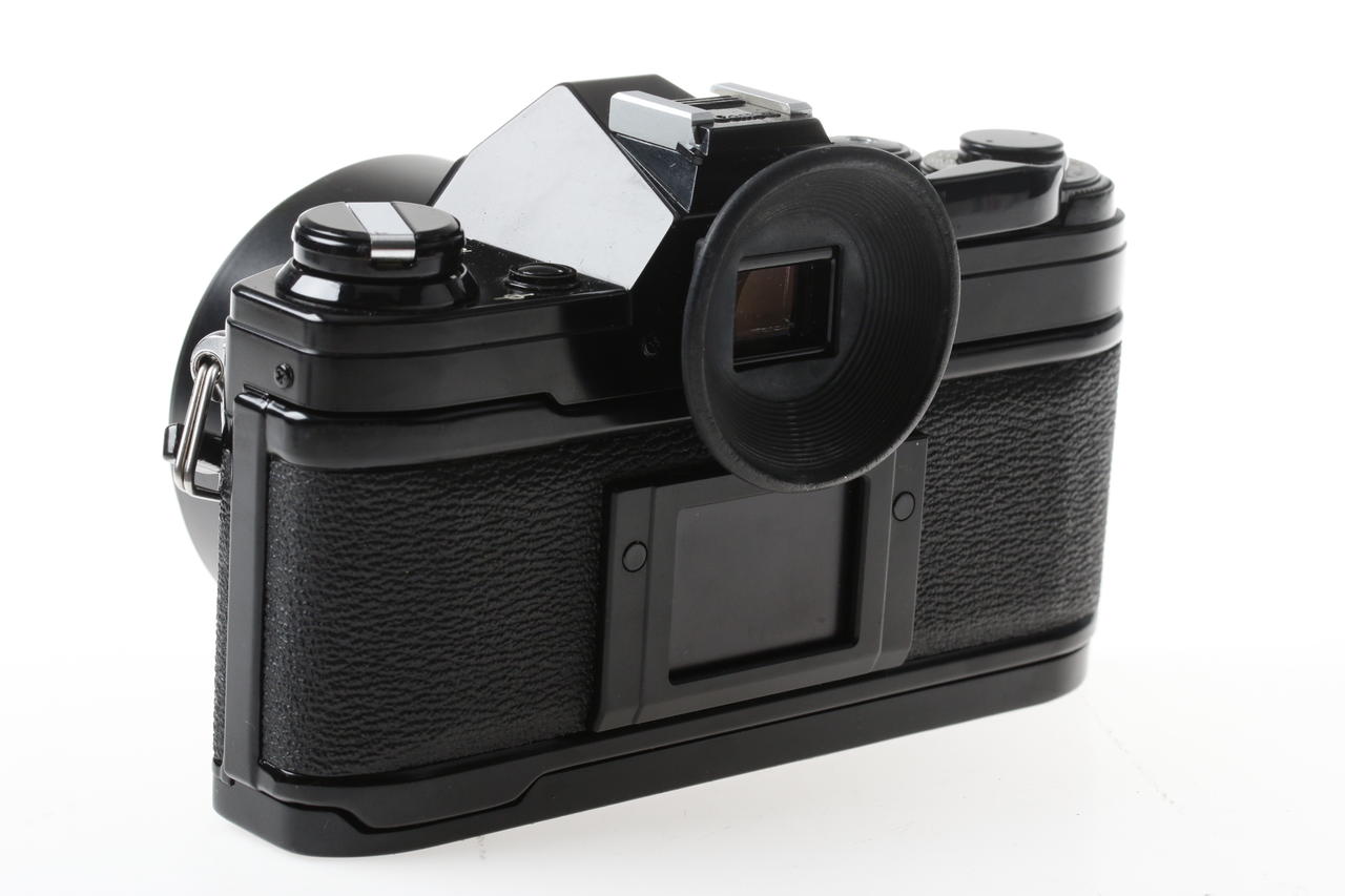 Canon AE-1 Gehäuse mit FD 50mm f/1,4 S.C. - #838182