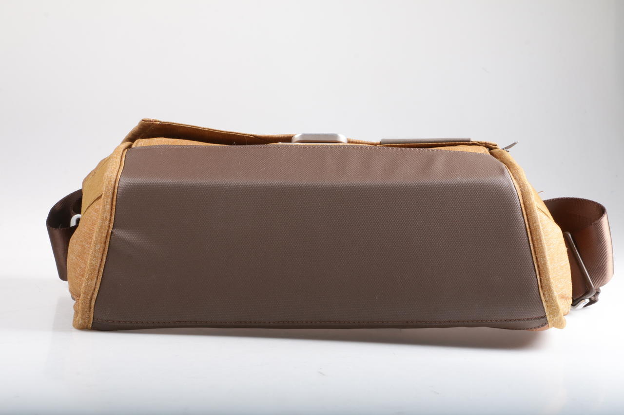 Peak Design Everyday Messenger 13 inch Heritage - Image 4