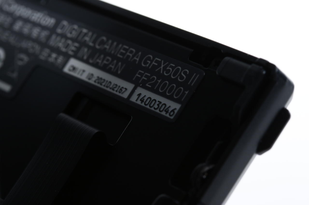 FUJIFILM GFX50S II Gehäuse mit GF 35-70mm f/4,5-5,6 WR - #14003046