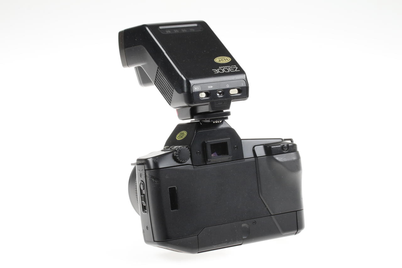 Canon EOS 650 Set mit EF 35-70mm und EF 80-200mm, Blitz - #1375761