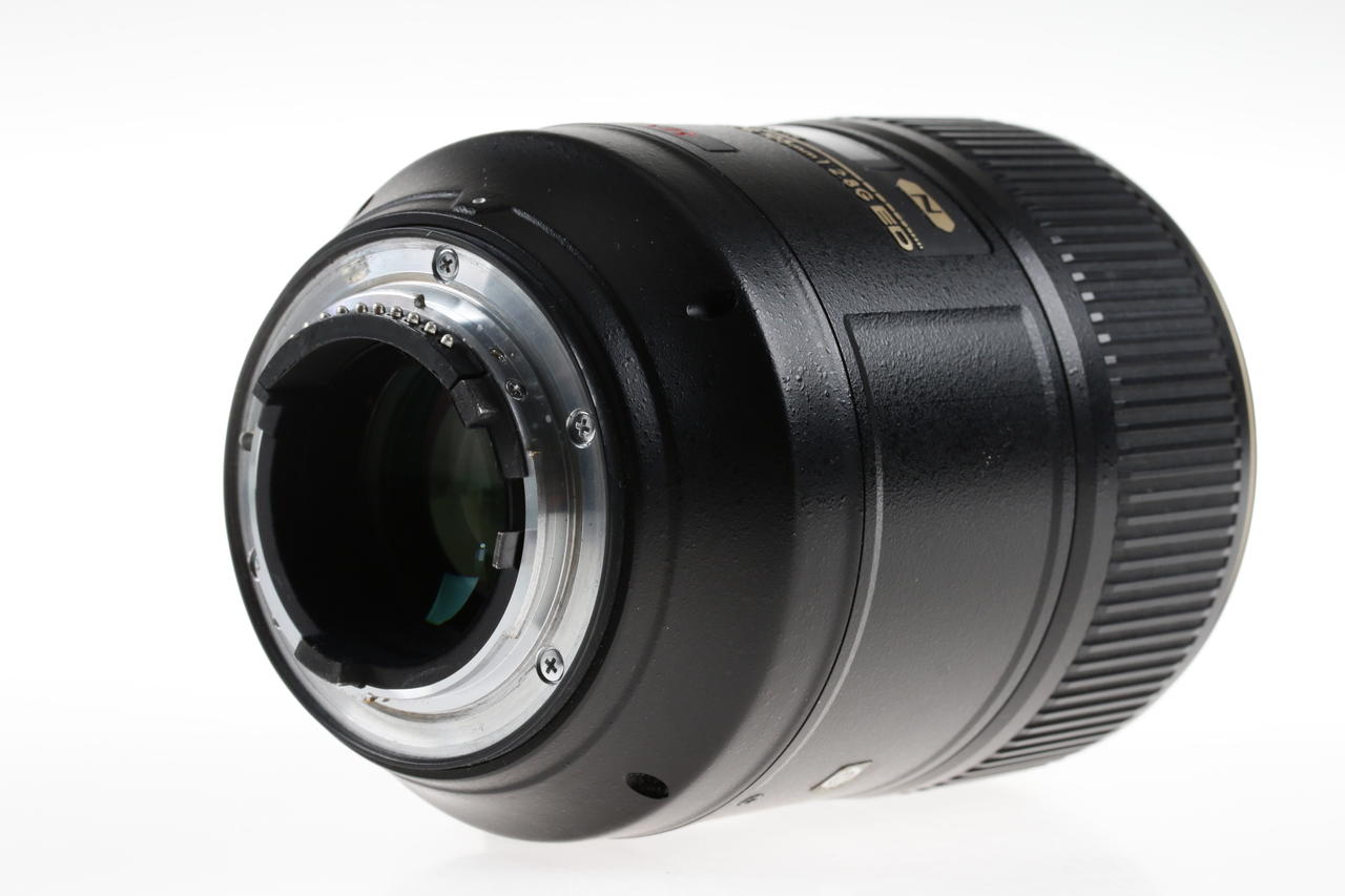 Nikon AF-S MICRO NIKKOR 105mm f/2,8 G ED VR - #261502