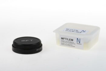 NOVOFLEX MFT/LEM Adapter Leica M an Olympus MFT
