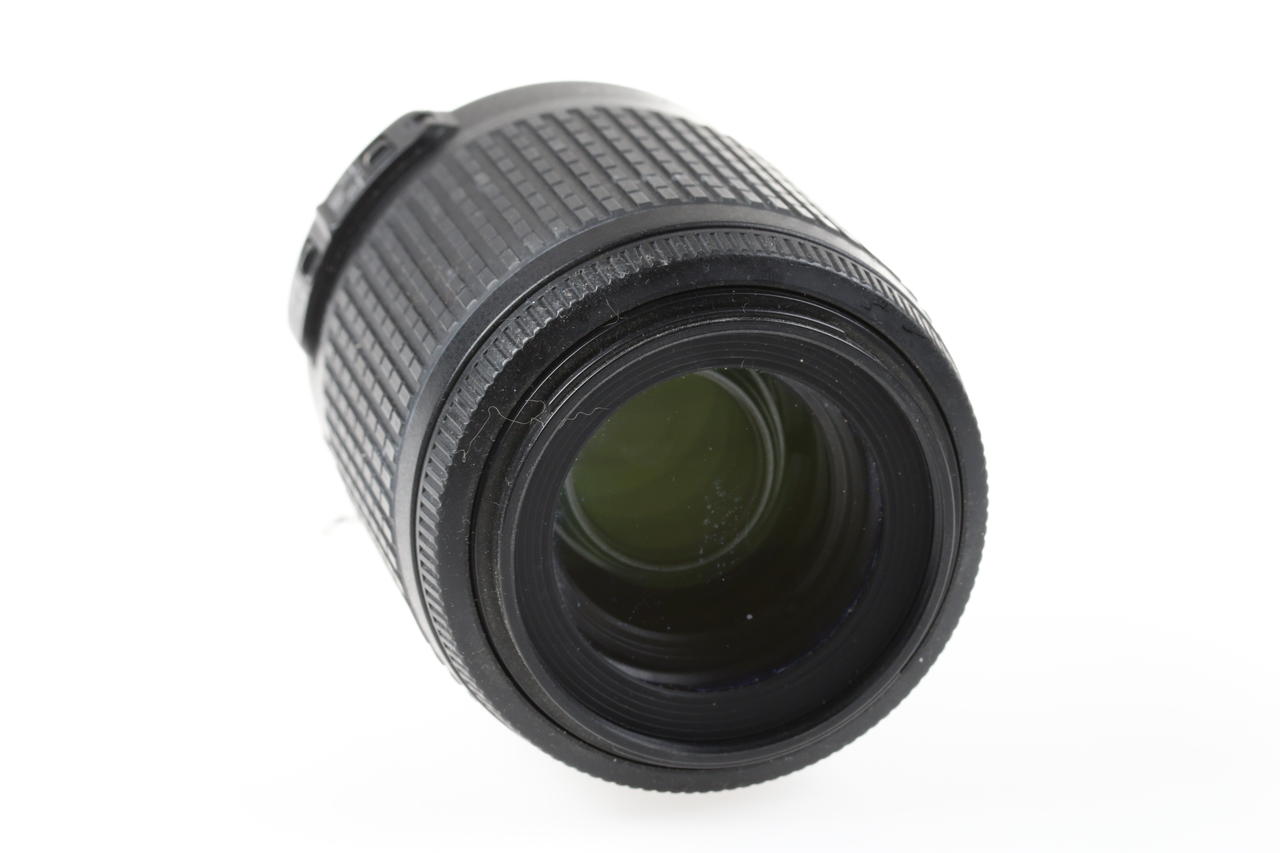 Nikon AF-S DX 55-200mm f/4,0-5,6 G ED VR - #847383