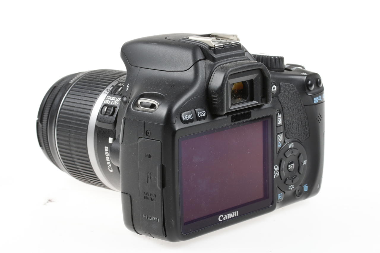 Canon EOS 550D mit EF-S 18-55mm f/3,5-5,6 IS - #2233327472