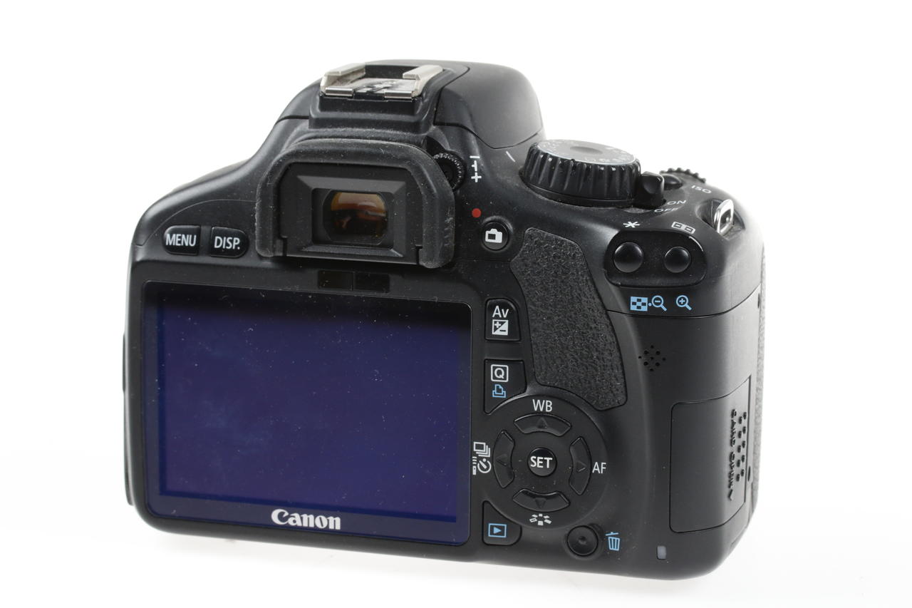 Canon EOS 550D mit EF-S 18-55mm f/3,5-5,6 IS - #2233327472