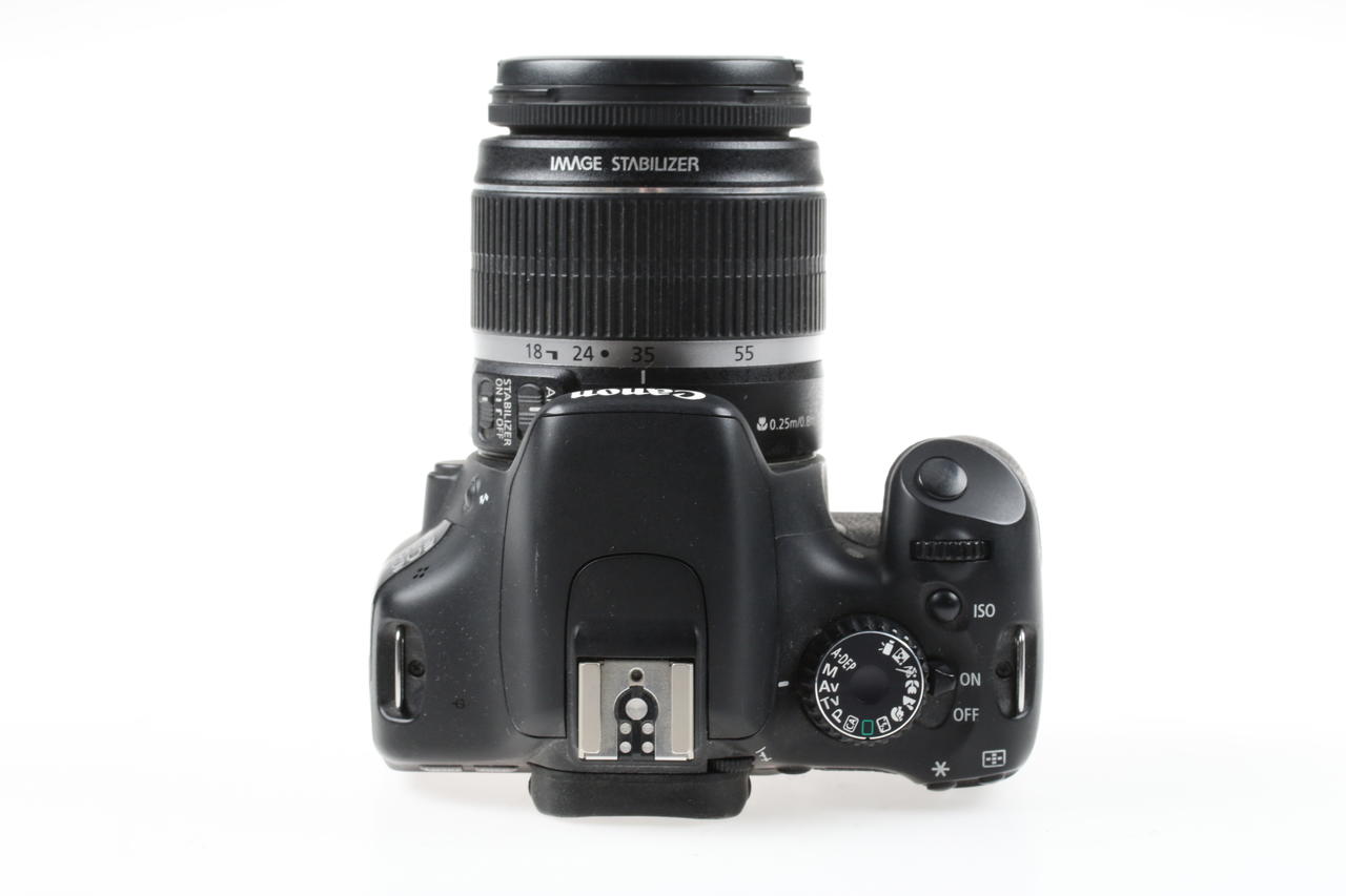 Canon EOS 550D mit EF-S 18-55mm f/3,5-5,6 IS - #2233327472