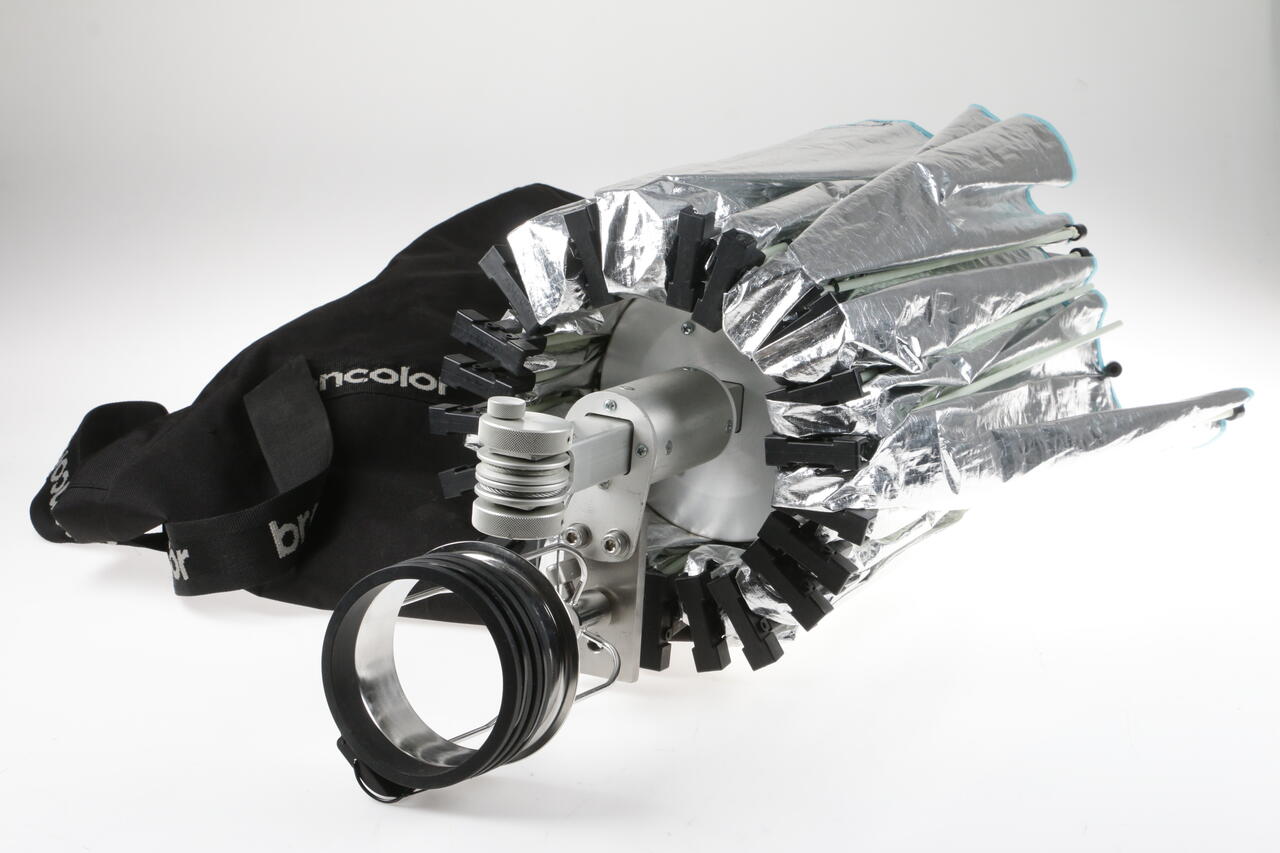 Broncolor Para 170 FB mit Manfrotto Stativ