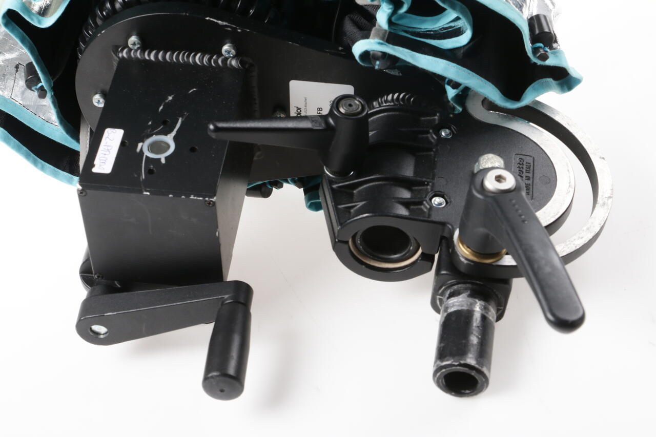 Broncolor Para 170 FB mit Manfrotto Stativ