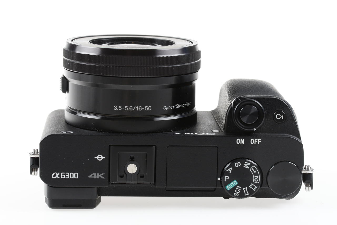 Sony Alpha 6300 mit E PZ 16-50mm OSS - #3821614