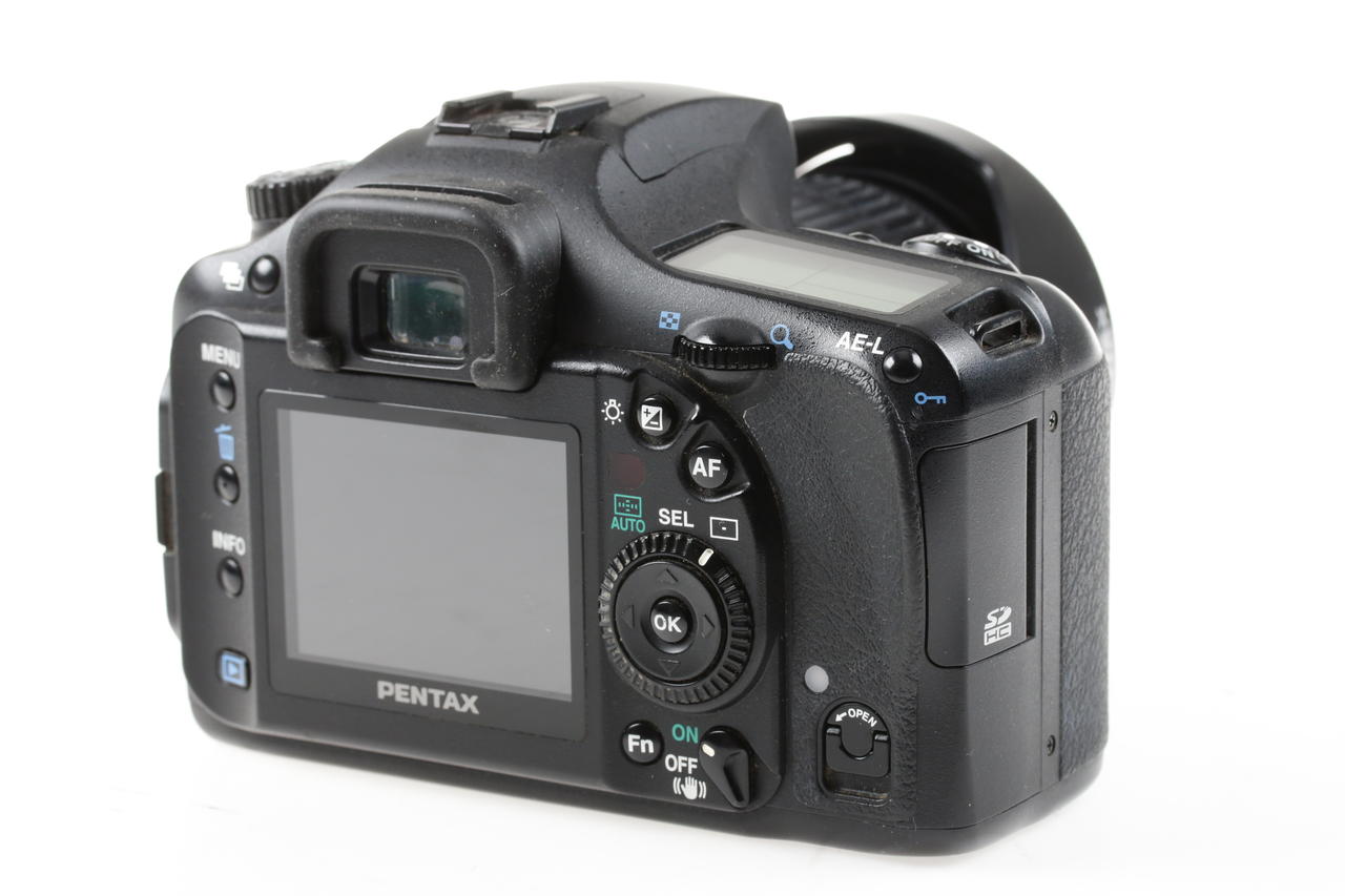 Pentax K10 D Gehäuse mit SMC 16-45mm f/4,0 SMC ED AL - #2503656