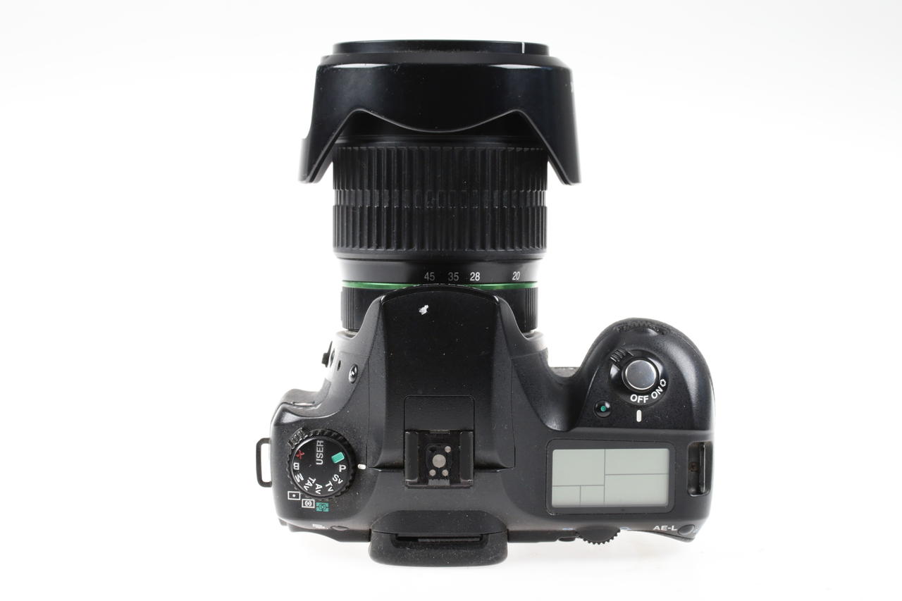 Pentax K10 D Gehäuse mit SMC 16-45mm f/4,0 SMC ED AL - #2503656