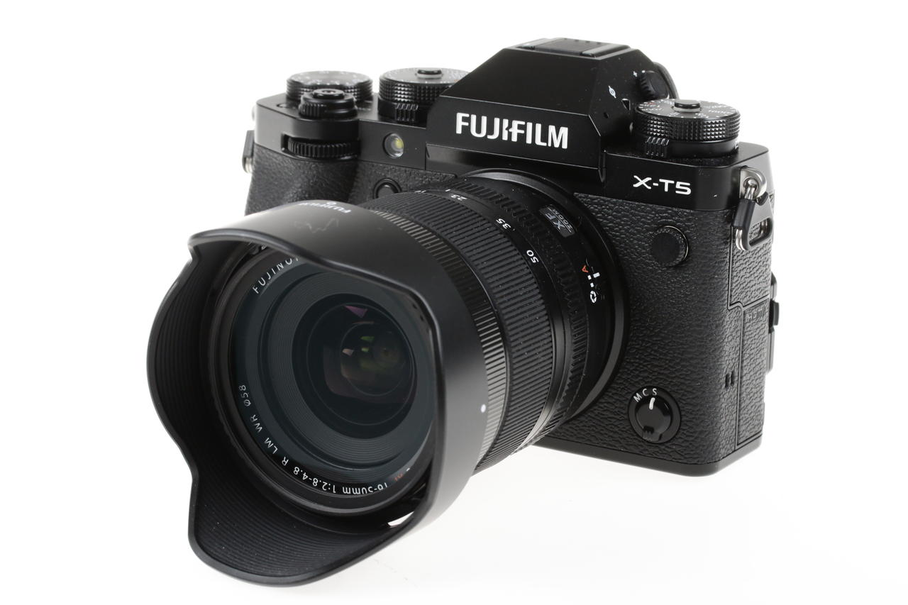 FUJIFILM X-T5 mit XF 16-50mm f/2,8-4,8 R LM WR - Schwarz - #4B010131