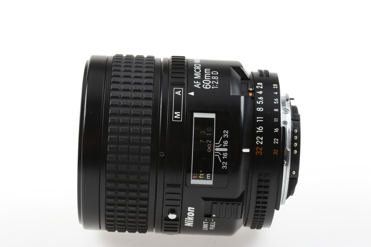 Nikon AF D Micro Nikkor 60mm f/2,8 - #3010885