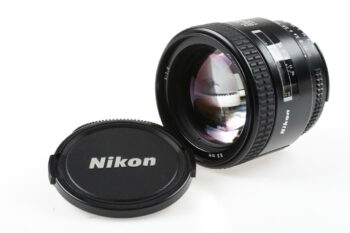 Nikon AF 85mm f/1,8 - #227276