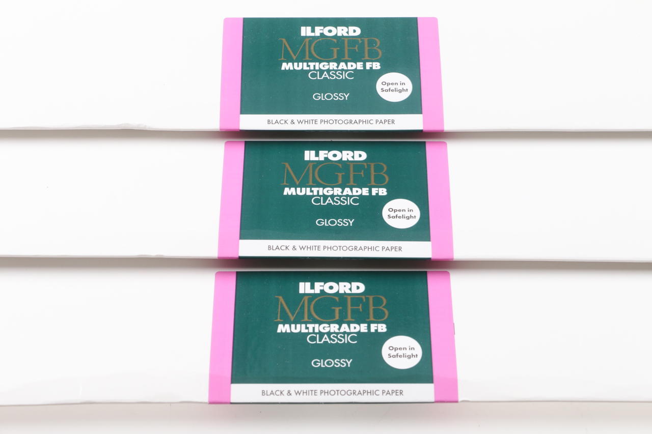 Ilford Konvolut 50,8x60,4cm MG FB Papiere 6 Packungen je 10Bl.