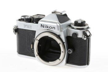 Nikon FE2 Gehäuse mit Titanverschluss - #2443760