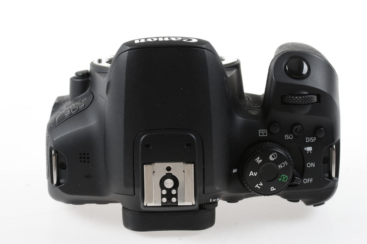 Canon EOS 850D mit EF-S 18-55mm IS STM - #1030320000322