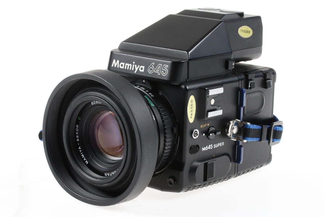 Mamiya 645 Super mit Sekor C 80mm f/2,8 - #GA01894