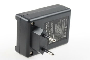 DPS Nachbauakku und Ladegerät für Canon LP-E6 Akku