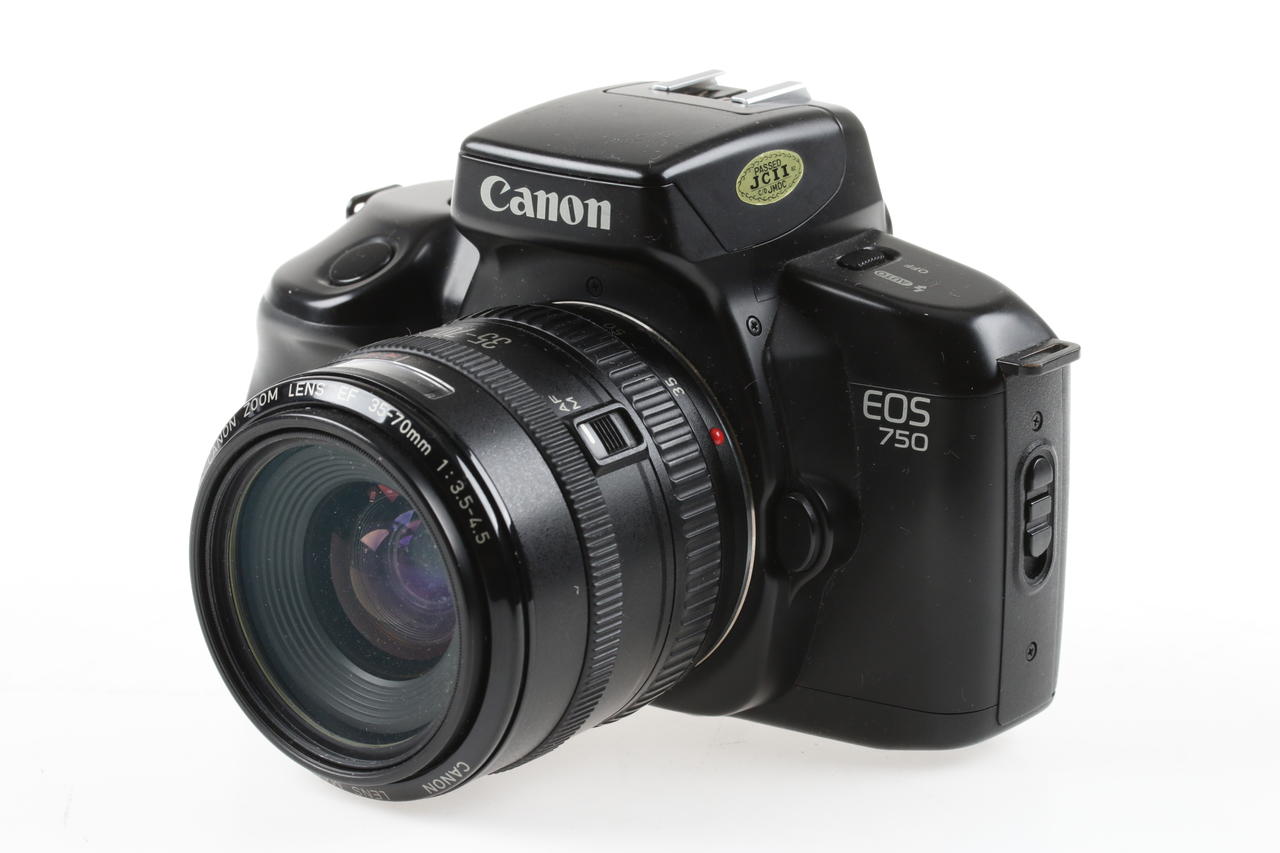 Canon EOS 750 Gehäuse mit EF 35-70mm f/3,5-4,5 - #1091587