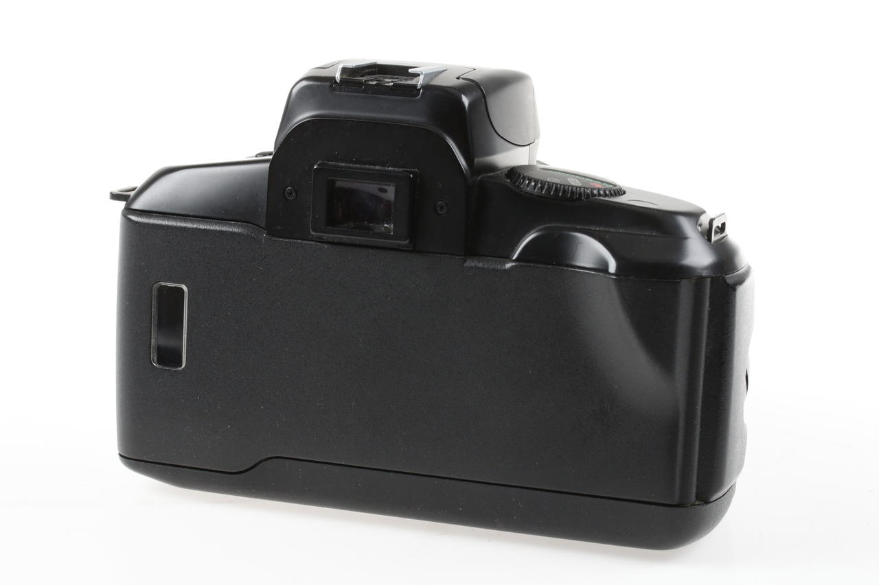 Canon EOS 750 Gehäuse mit EF 35-70mm f/3,5-4,5 - #1091587