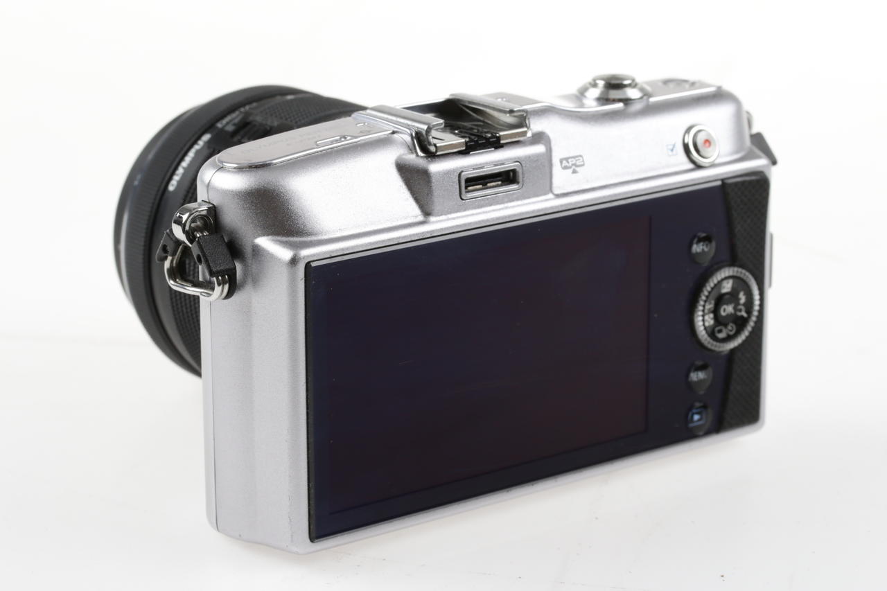 Olympus Pen Mini E-PM1 mit M.Zuiko Digital 14-42mm f/3,5-5,6 - #883507623