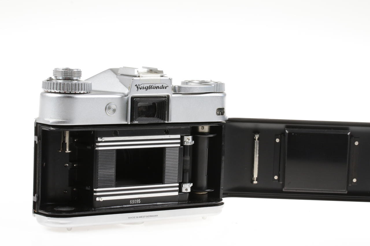 Voigtländer Bessamatic mit Color-Skopar 50mm f/2,8 - #69095