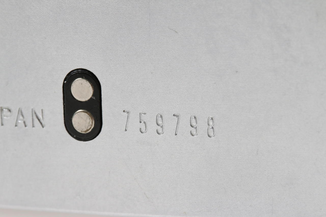 Olympus OM-2N mit F.Zuiko MC 50mm f/1,8 Auto S - #759798